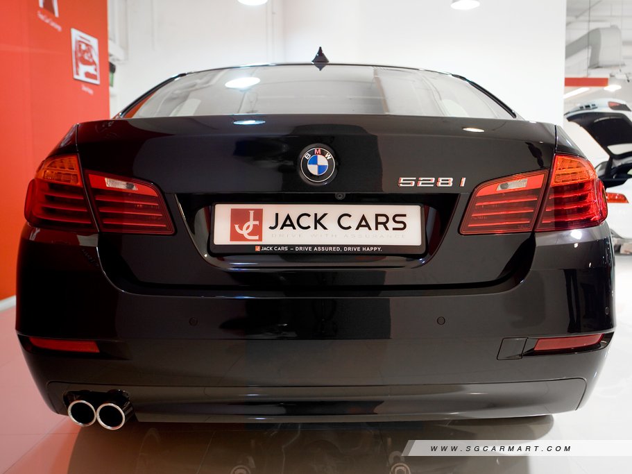 https://i.i-sgcm.com/new_cars/cars/10832/10832_g92