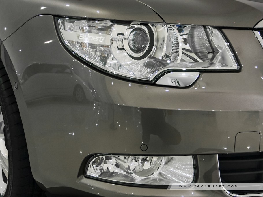 https://i.i-sgcm.com/new_cars/cars/10834/10834_g5