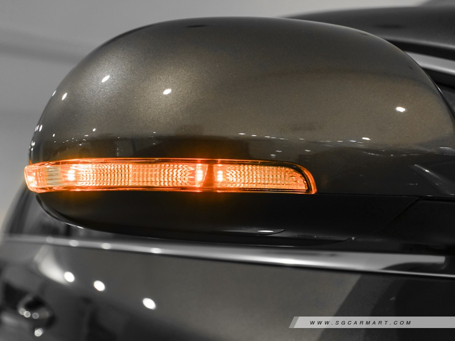 https://i.i-sgcm.com/new_cars/cars/10834/10834_g7