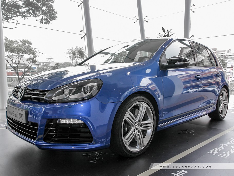 https://i.i-sgcm.com/new_cars/cars/10835/10835_g1