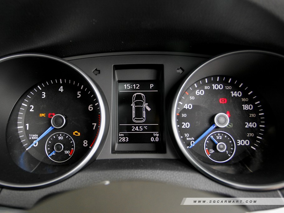 https://i.i-sgcm.com/new_cars/cars/10835/10835_g21
