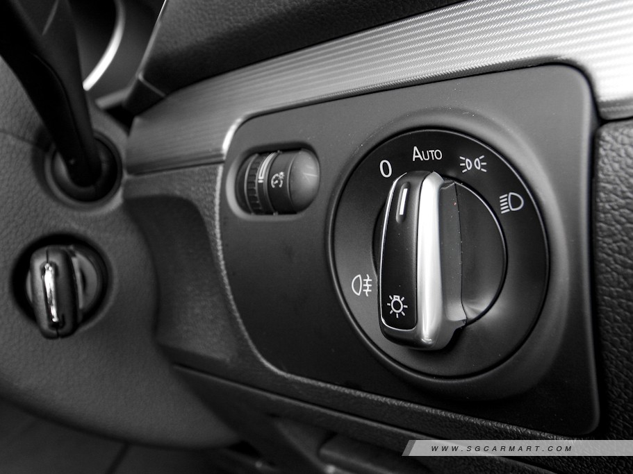 https://i.i-sgcm.com/new_cars/cars/10835/10835_g22