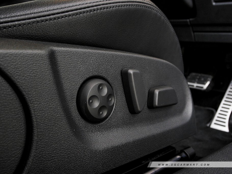 https://i.i-sgcm.com/new_cars/cars/10835/10835_g24