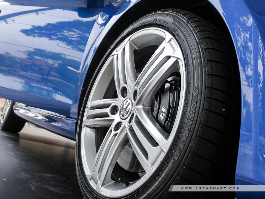https://i.i-sgcm.com/new_cars/cars/10835/10835_g7