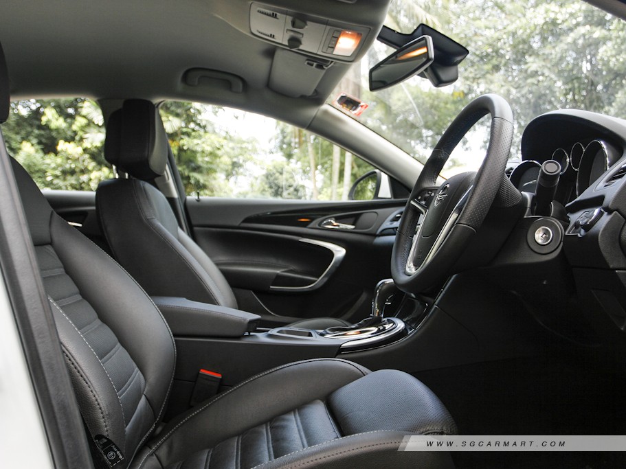 https://i.i-sgcm.com/new_cars/cars/10837/10837_g16