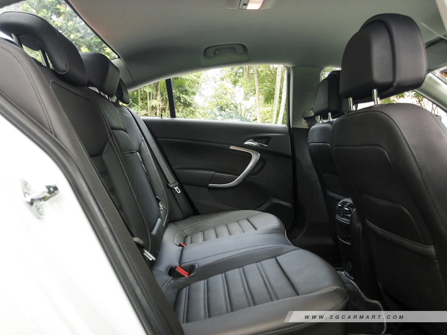https://i.i-sgcm.com/new_cars/cars/10837/10837_g17