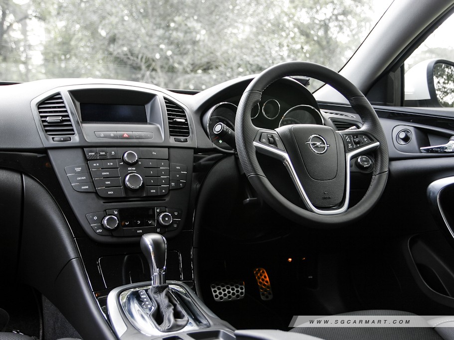 https://i.i-sgcm.com/new_cars/cars/10837/10837_g18