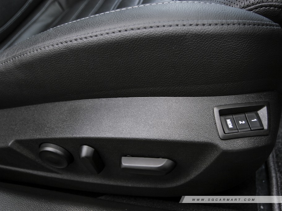 https://i.i-sgcm.com/new_cars/cars/10837/10837_g29