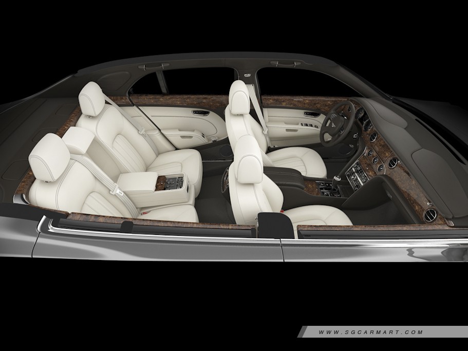 https://i.i-sgcm.com/new_cars/cars/10840/10840_g13