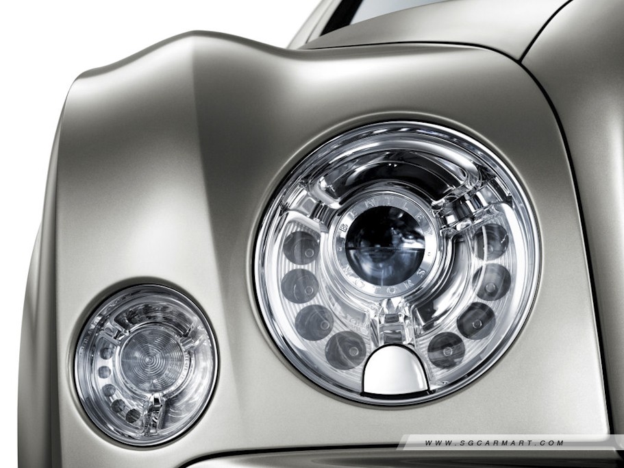 https://i.i-sgcm.com/new_cars/cars/10840/10840_g6