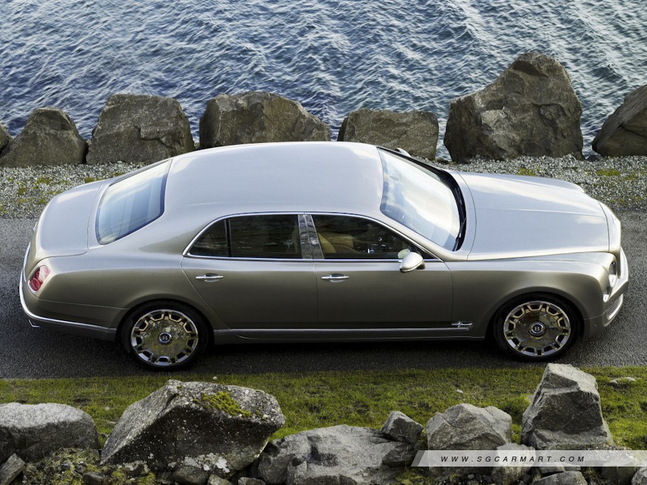 https://i.i-sgcm.com/new_cars/cars/10840/10840_g9