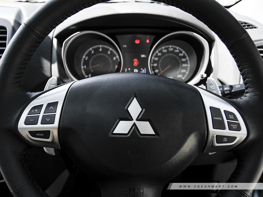 https://i.i-sgcm.com/new_cars/cars/10844/10844_g19