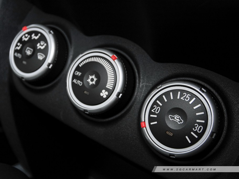 https://i.i-sgcm.com/new_cars/cars/10844/10844_g22