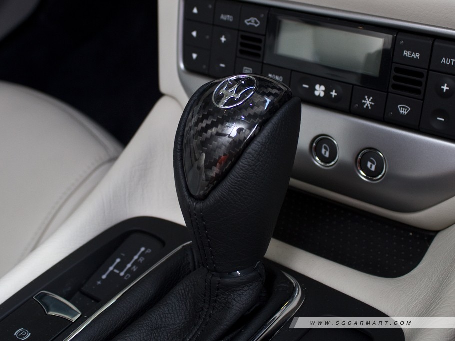 https://i.i-sgcm.com/new_cars/cars/10856/10856_g84