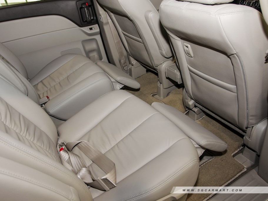 https://i.i-sgcm.com/new_cars/cars/10859/10859_g19