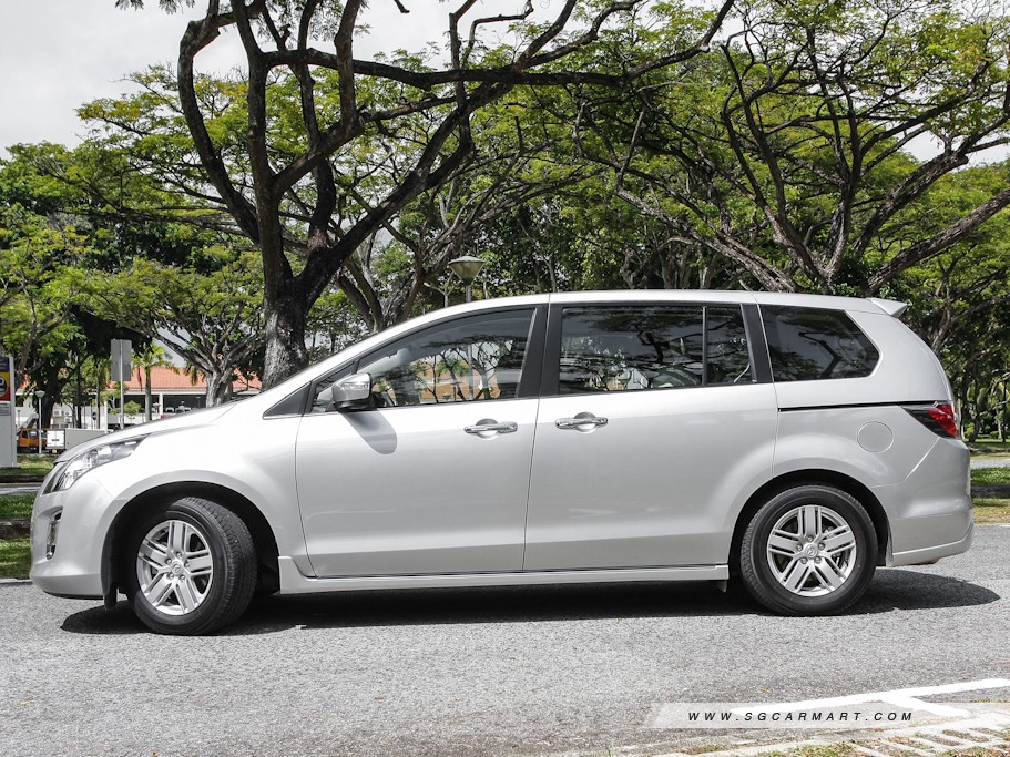 https://i.i-sgcm.com/new_cars/cars/10859/10859_g2