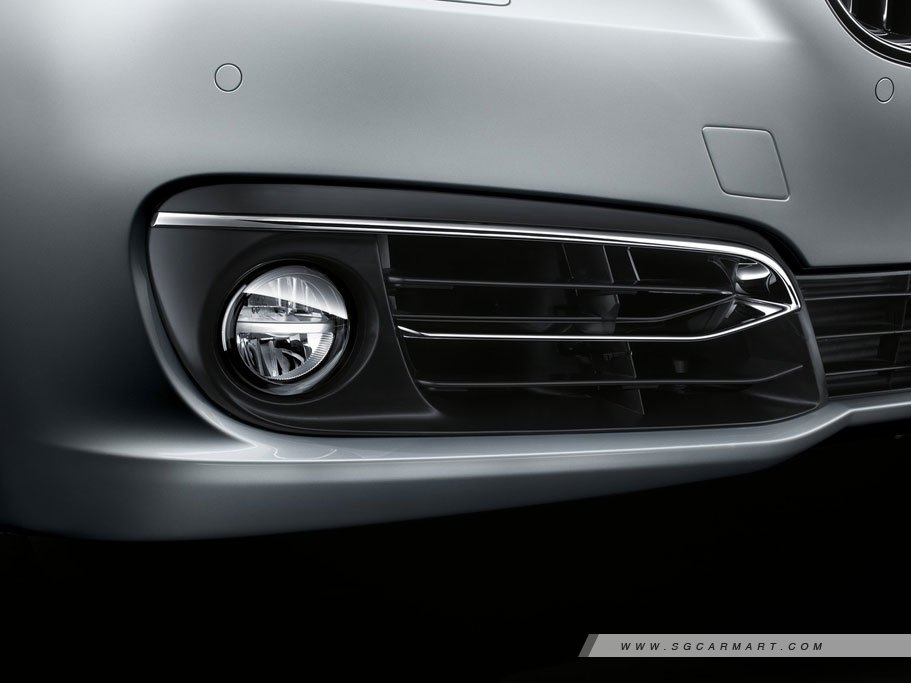 https://i.i-sgcm.com/new_cars/cars/10860/10860_g7