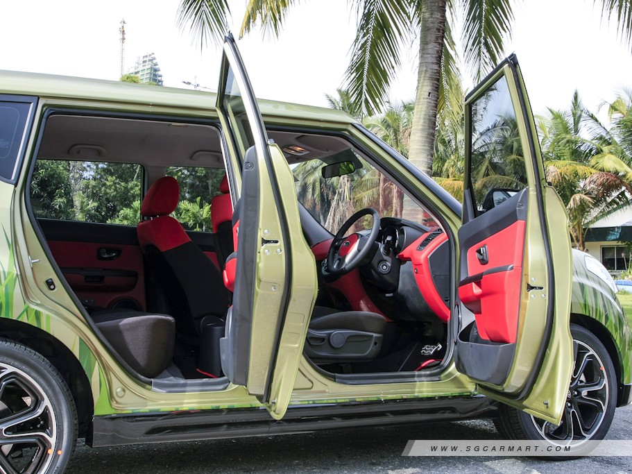 https://i.i-sgcm.com/new_cars/cars/10873/10873_g10