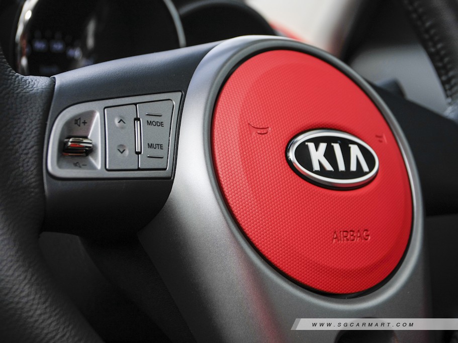 https://i.i-sgcm.com/new_cars/cars/10873/10873_g17