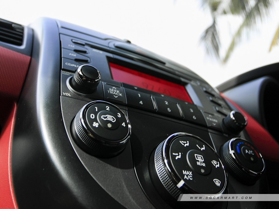 https://i.i-sgcm.com/new_cars/cars/10873/10873_g19