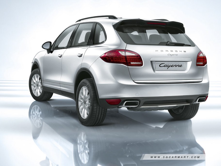 https://i.i-sgcm.com/new_cars/cars/10876/10876_g4