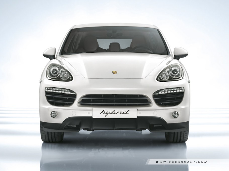 https://i.i-sgcm.com/new_cars/cars/10877/10877_g2