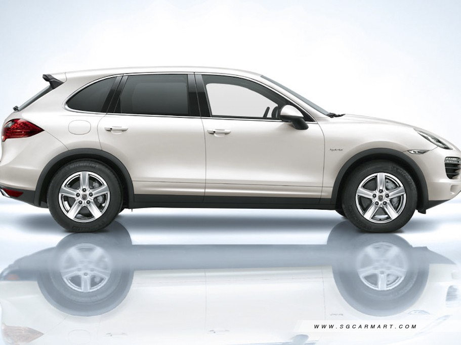 https://i.i-sgcm.com/new_cars/cars/10877/10877_g3