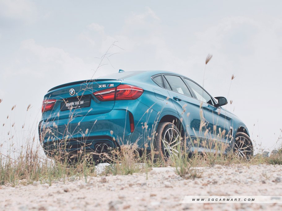 https://i.i-sgcm.com/new_cars/cars/10891/10891_g19