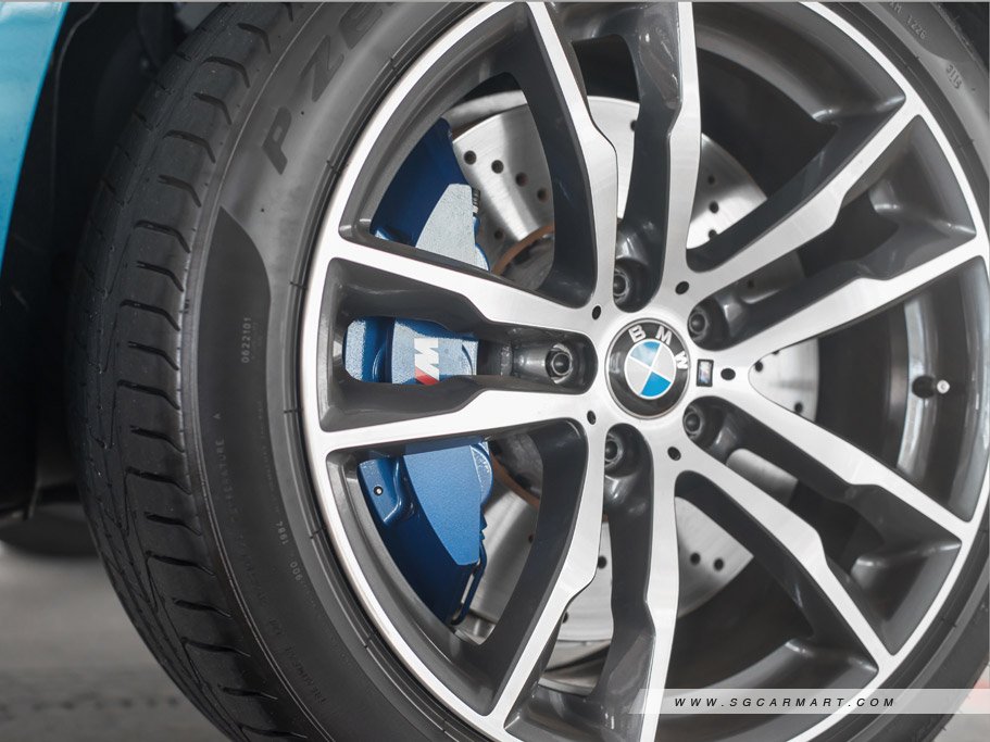 https://i.i-sgcm.com/new_cars/cars/10891/10891_g22