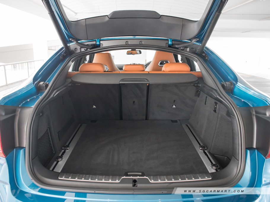 https://i.i-sgcm.com/new_cars/cars/10891/10891_g39