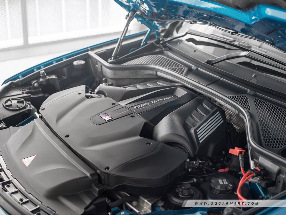 https://i.i-sgcm.com/new_cars/cars/10891/10891_g40