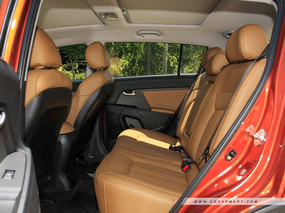 https://i.i-sgcm.com/new_cars/cars/10895/10895_g13