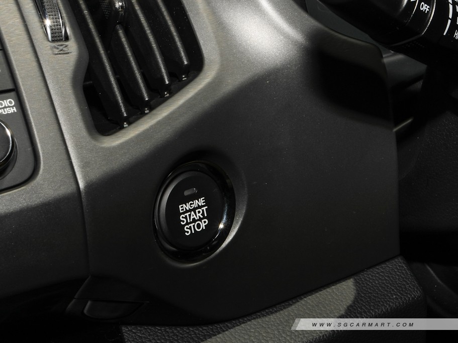 https://i.i-sgcm.com/new_cars/cars/10895/10895_g20