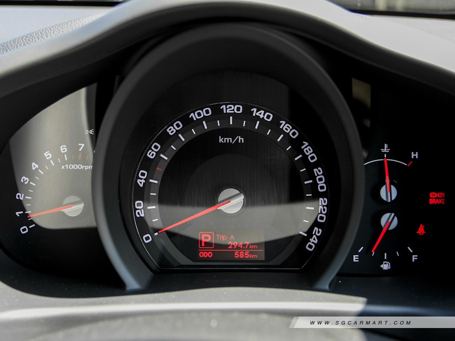 https://i.i-sgcm.com/new_cars/cars/10895/10895_g21