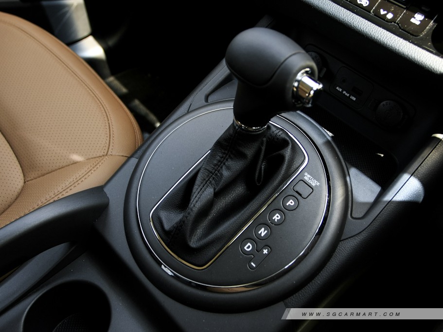 https://i.i-sgcm.com/new_cars/cars/10895/10895_g22