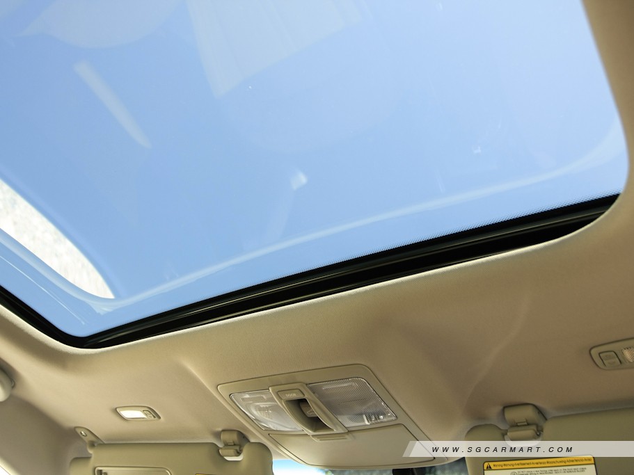 https://i.i-sgcm.com/new_cars/cars/10895/10895_g25