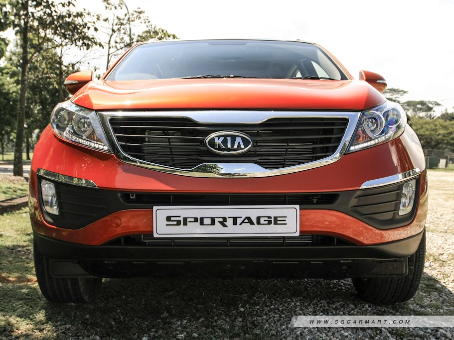 https://i.i-sgcm.com/new_cars/cars/10895/10895_g2