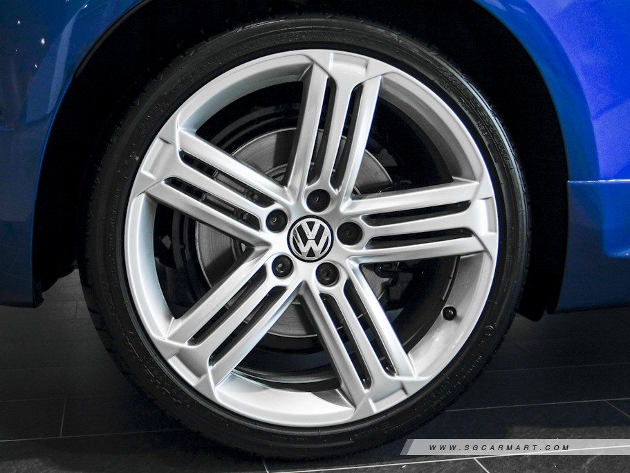 https://i.i-sgcm.com/new_cars/cars/10904/10904_g7