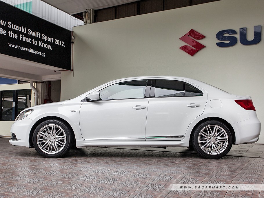 https://i.i-sgcm.com/new_cars/cars/10908/10908_g35