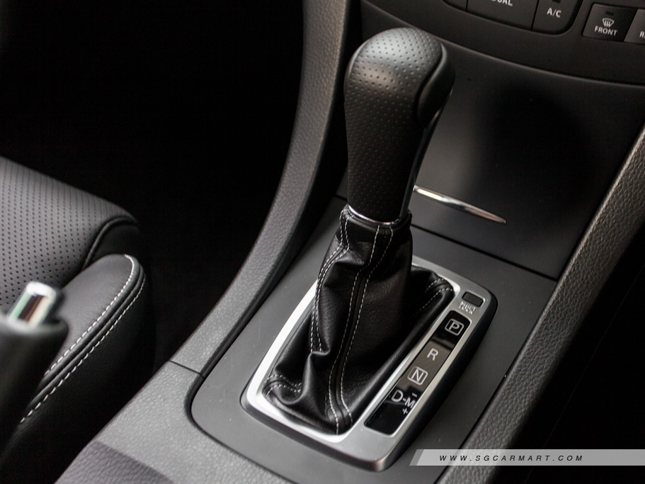 https://i.i-sgcm.com/new_cars/cars/10908/10908_g54