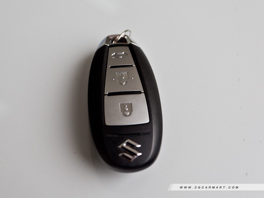 https://i.i-sgcm.com/new_cars/cars/10908/10908_g59