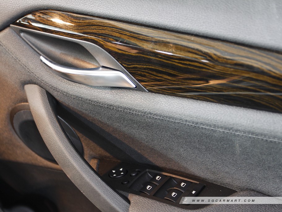 https://i.i-sgcm.com/new_cars/cars/10915/10915_g12