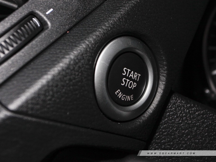 https://i.i-sgcm.com/new_cars/cars/10915/10915_g20
