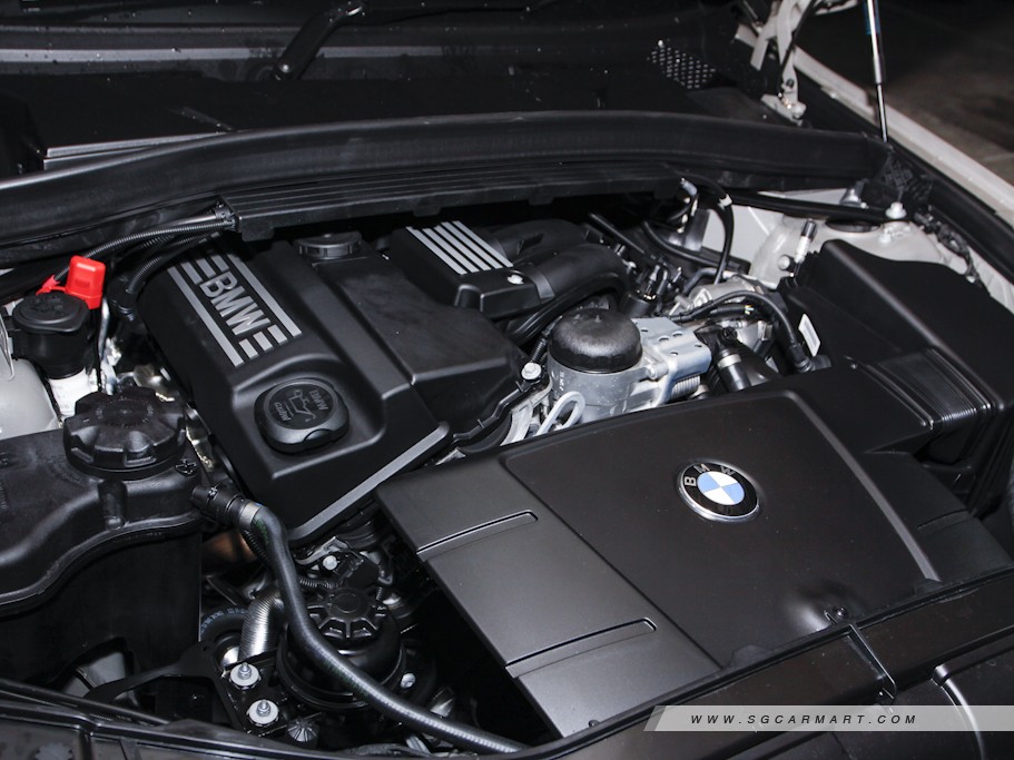 https://i.i-sgcm.com/new_cars/cars/10915/10915_g23