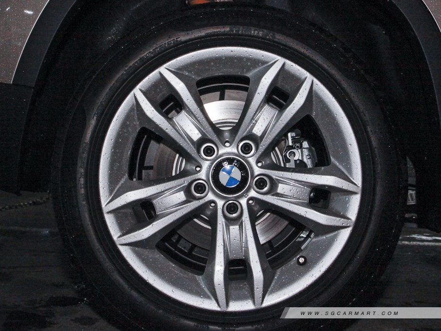 https://i.i-sgcm.com/new_cars/cars/10915/10915_g7