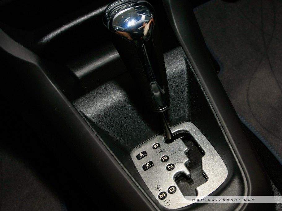https://i.i-sgcm.com/new_cars/cars/10916/10916_g20