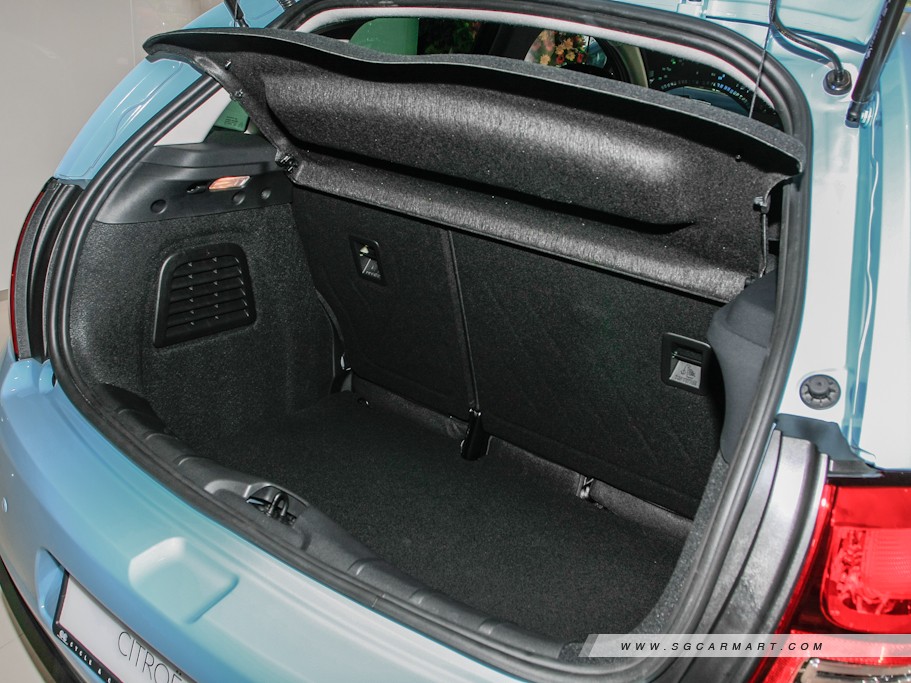 https://i.i-sgcm.com/new_cars/cars/10916/10916_g24