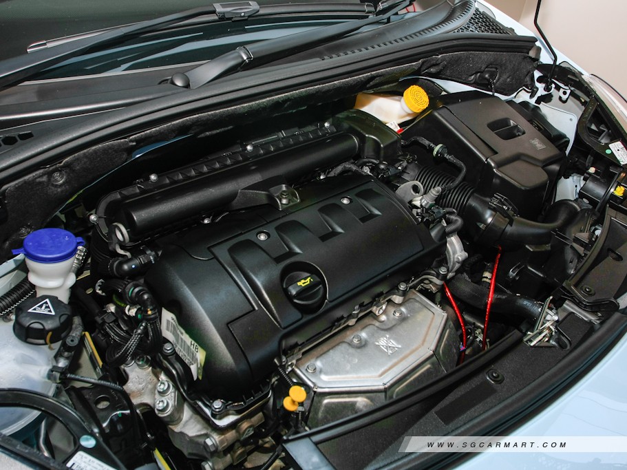 https://i.i-sgcm.com/new_cars/cars/10916/10916_g25