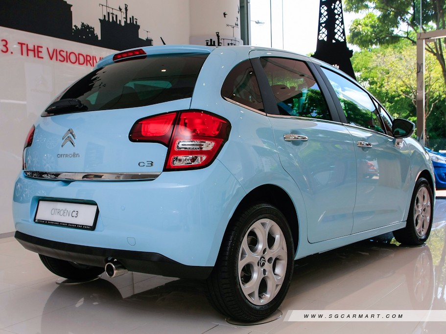 https://i.i-sgcm.com/new_cars/cars/10916/10916_g5