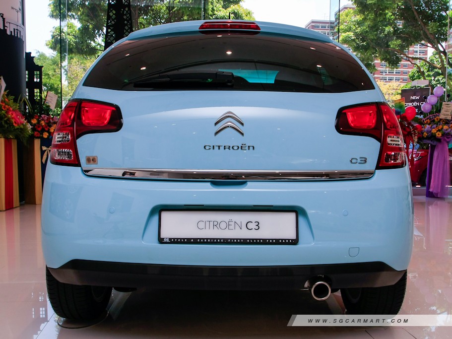 https://i.i-sgcm.com/new_cars/cars/10916/10916_g6